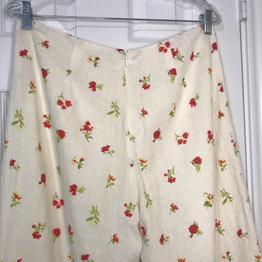 Forever 21 Linen Floral Pants - Picture 4 of 11